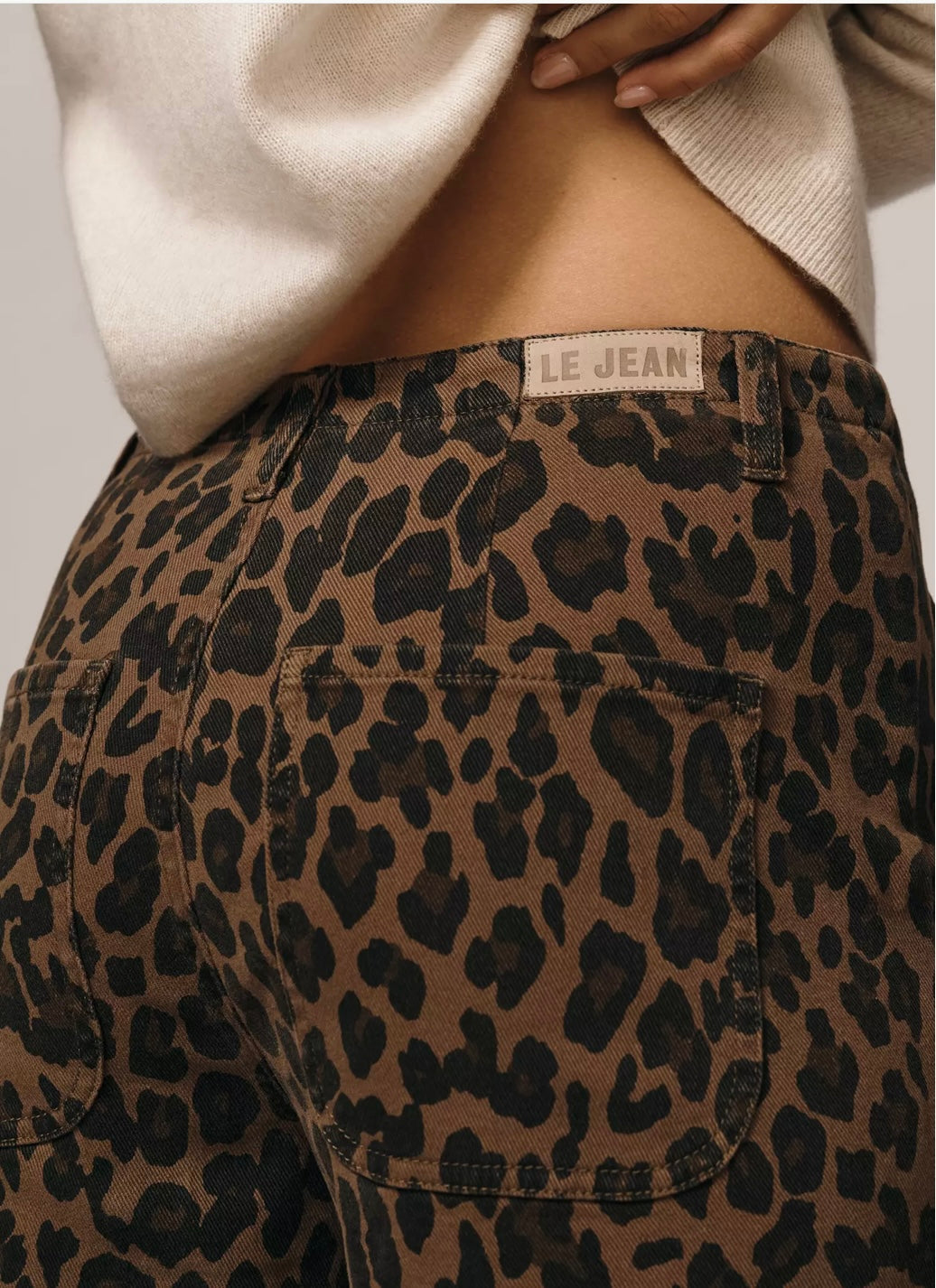 Utility Soft Barrel Jean -Dark Leopard