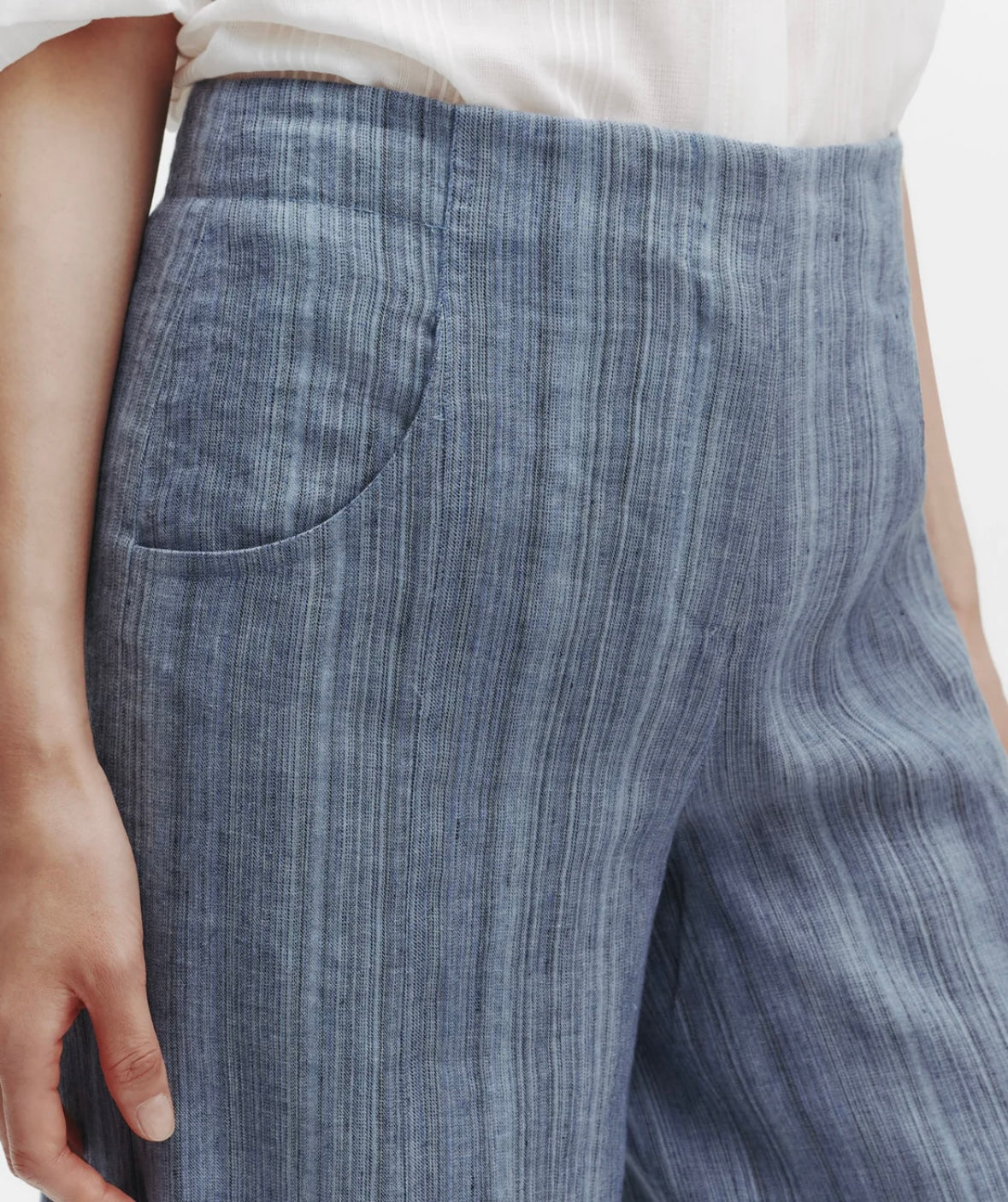 DEMIE PANT
IN LINEN GABARDINE