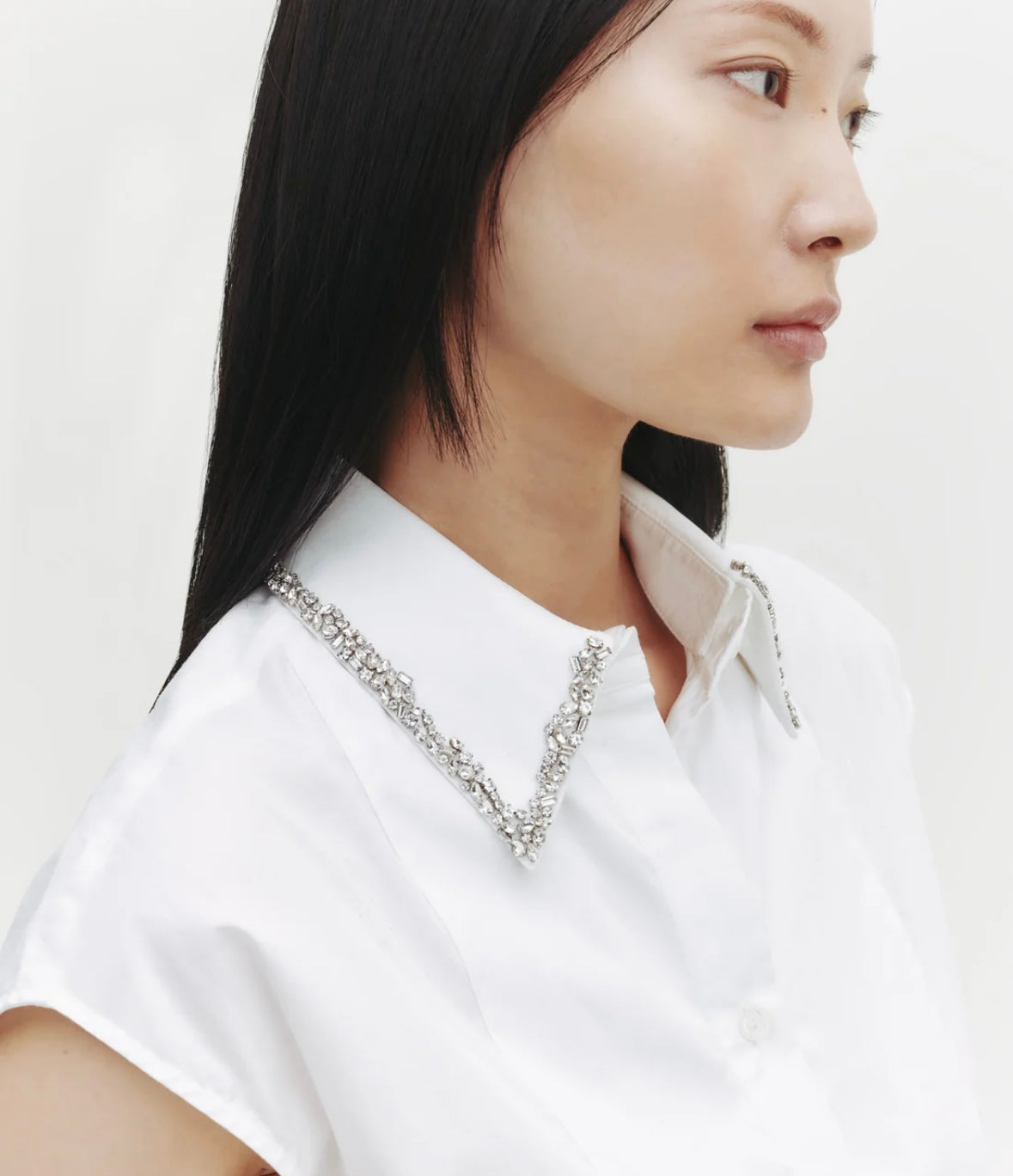 CAP SLEEVE TOP WITH BEADED COLLAR