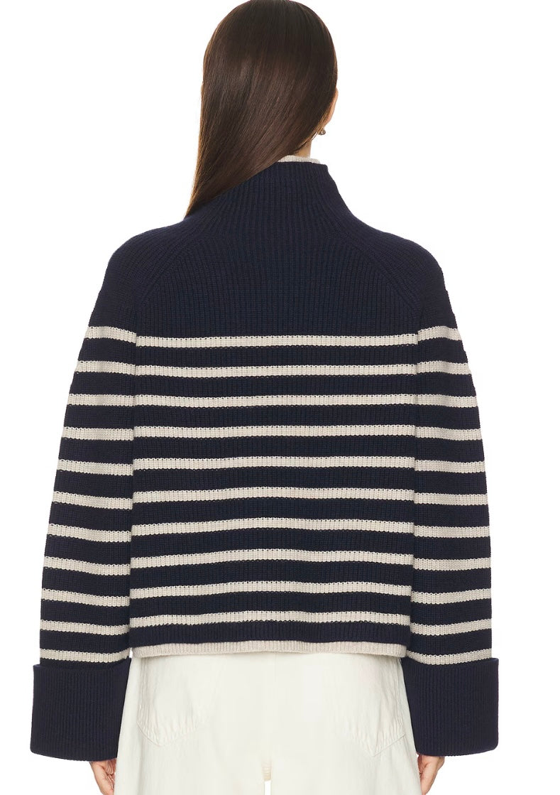 ILARIA STRIPE TURTLENECK (Navy)